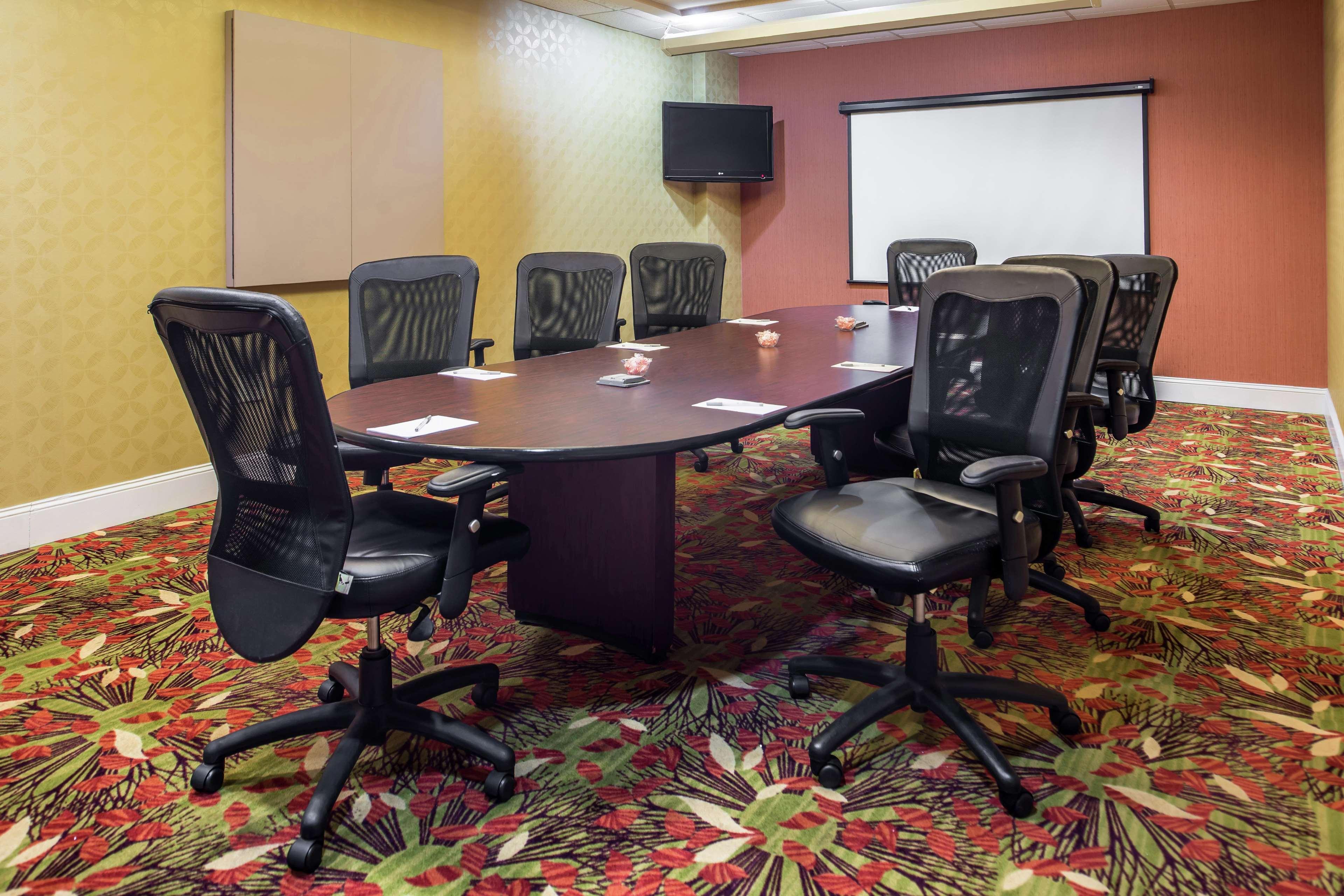 Hampton Inn & Suites Charlotte Arrowood Rd Exteriör bild